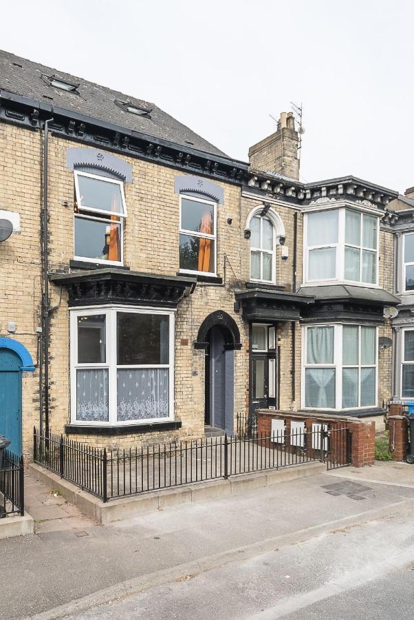 Art-Filled Bohemian 1 Bedroom Apt 2 Beds Colourful Praise Inn Apartment Kingston upon Hull Extérieur photo